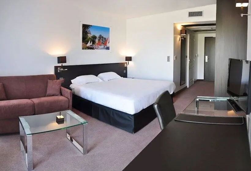 エクゼクティブワンルーム, Golden Tulip Pornic Suites