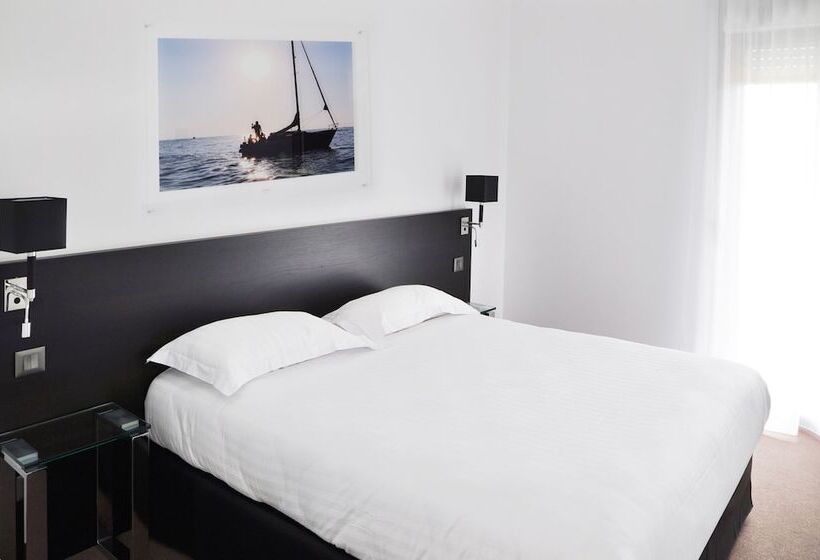 سوییت سوپریور, Golden Tulip Pornic Suites