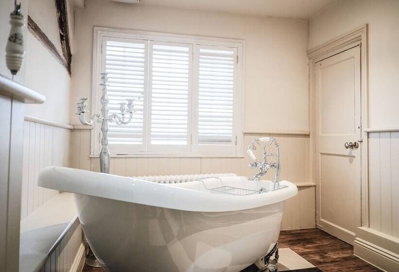 Номер Deluxe, The Crown Inn