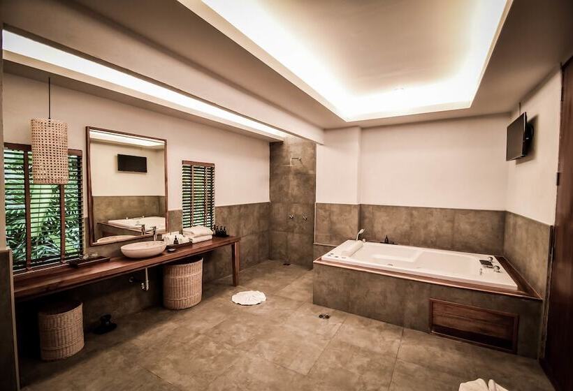 침실 1개 디럭스 빌라, The Nine Thipthara Klongson Resort