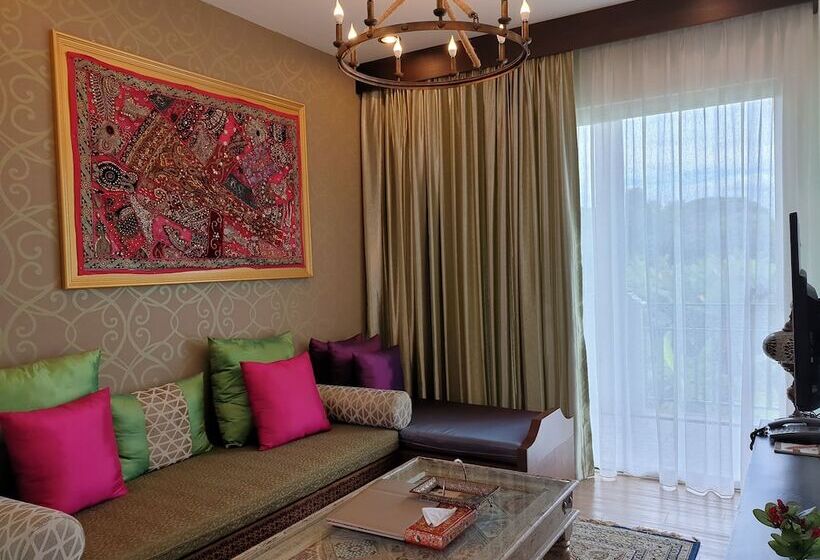 سوئیت 2 خوابه, The Grand Morocc