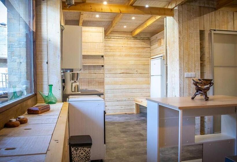 Апартаменты 1 Спальня с Видом, Alberg Taull