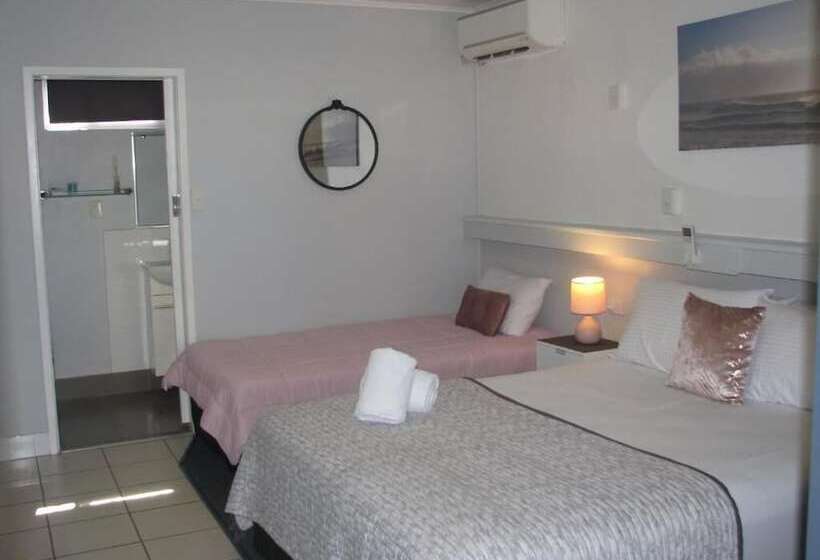 豪华房间, Charm City Motel