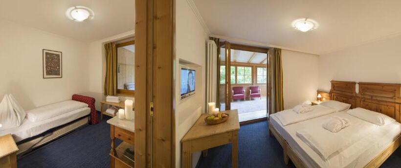 家庭间, Dolomitenhotel Weisslahnbad