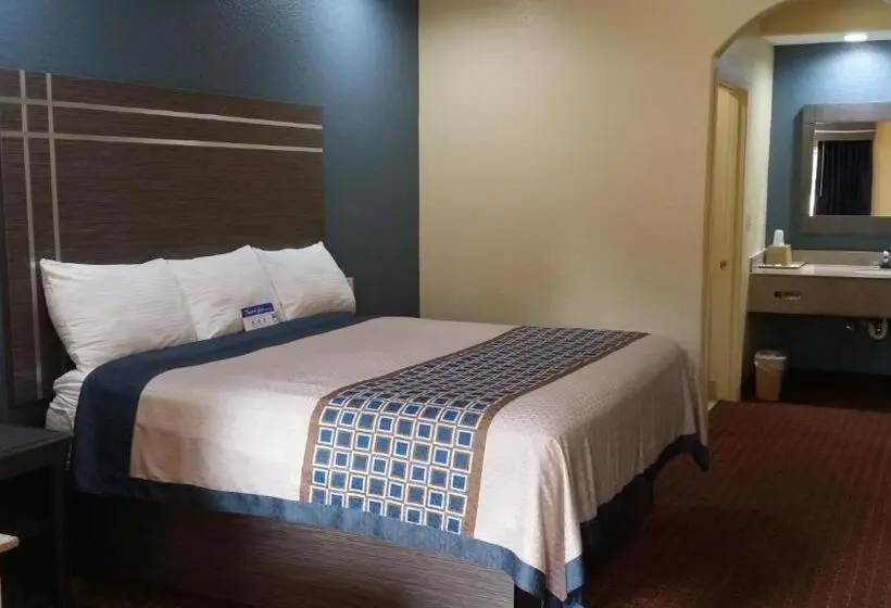 キングサイズベッドのスタンダードルーム, Americas Best Value Inn & Suites Houston Ne