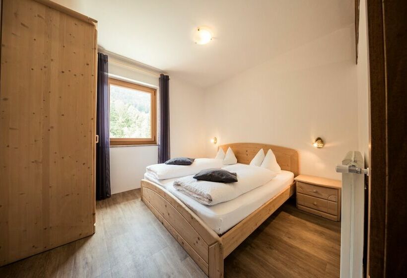 Апартаменты 1 Спальня, Berghang