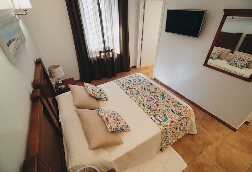 اتاق استاندارد, Can Serrete