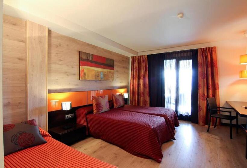 四人标准间, Dolcet L´