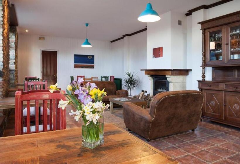 基本间, Restaurante Cabo Vidío