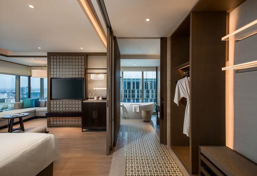 سوییت جونیور, Pan Pacific Yangon