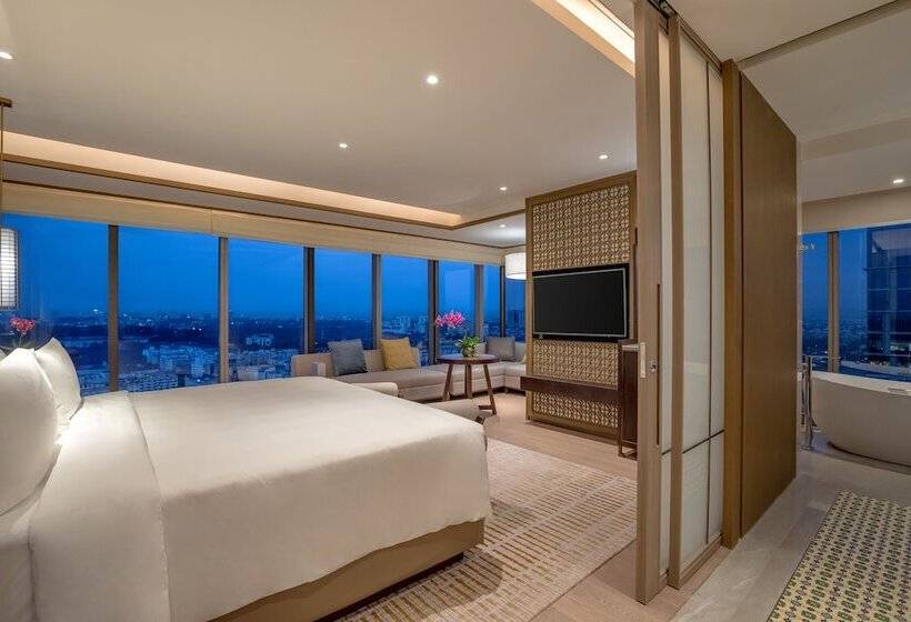 سوییت جونیور, Pan Pacific Yangon