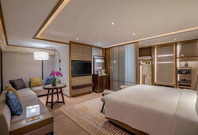سوییت جونیور, Pan Pacific Yangon