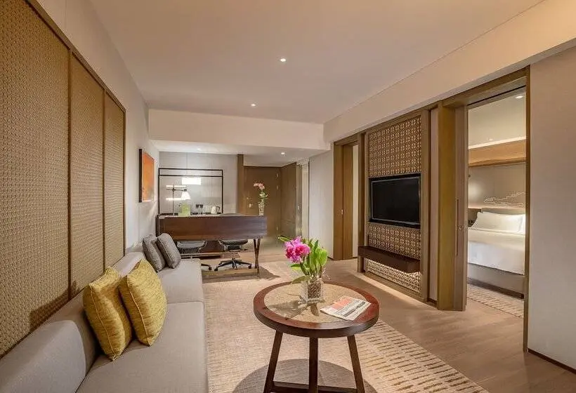 سوئیت پریمیوم, Pan Pacific Yangon