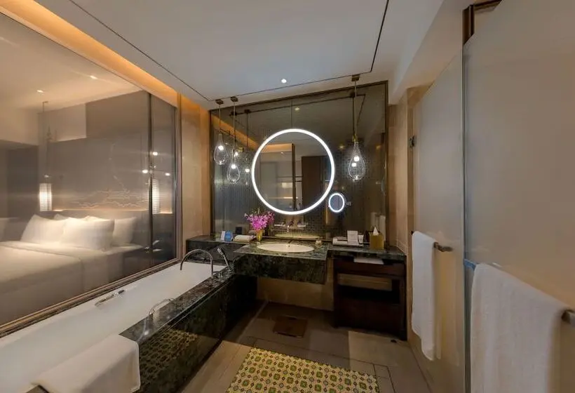 اتاق کلاب, Pan Pacific Yangon