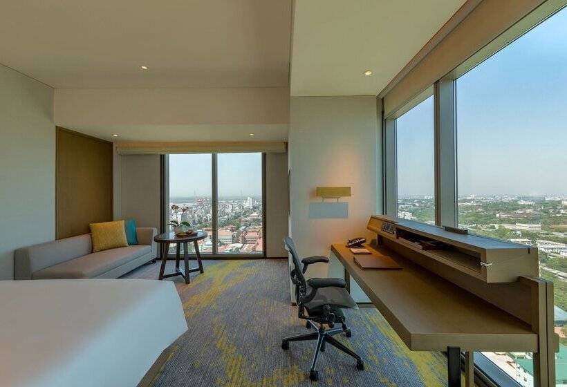 اتاق کلاب, Pan Pacific Yangon