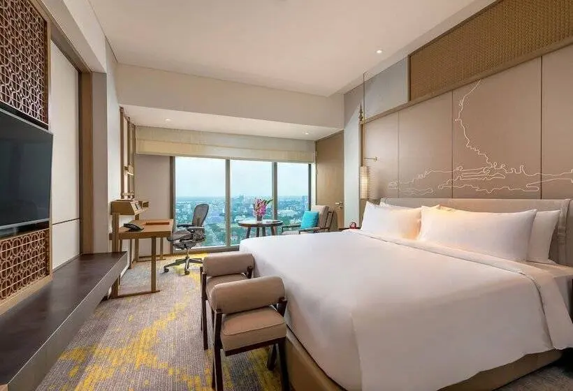 اتاق کلاب, Pan Pacific Yangon