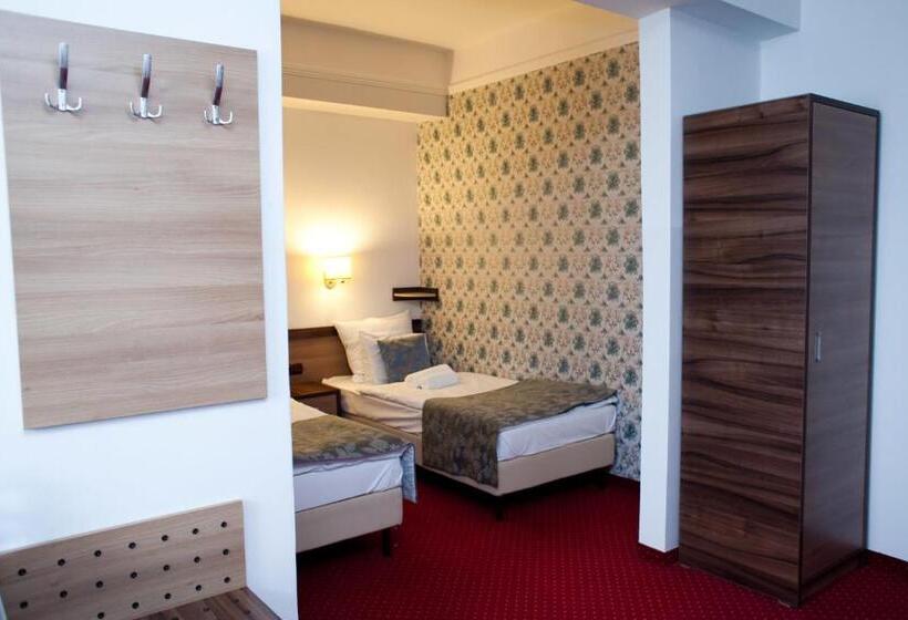 Студия Стандарт, Politański