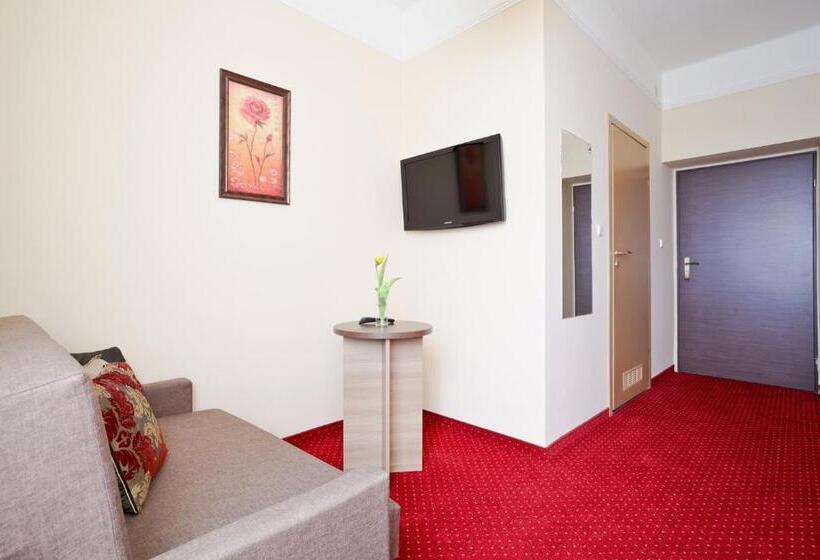 Студия Стандарт, Politański