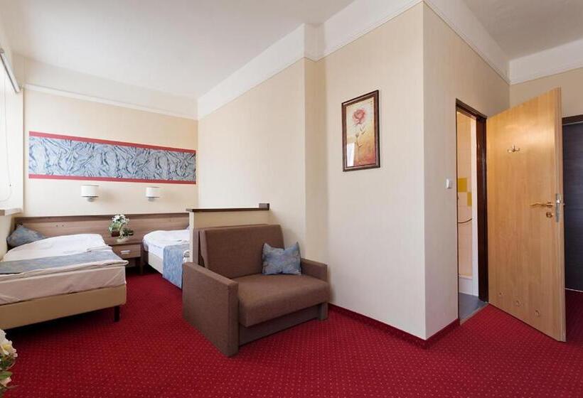 Студия Стандарт, Politański