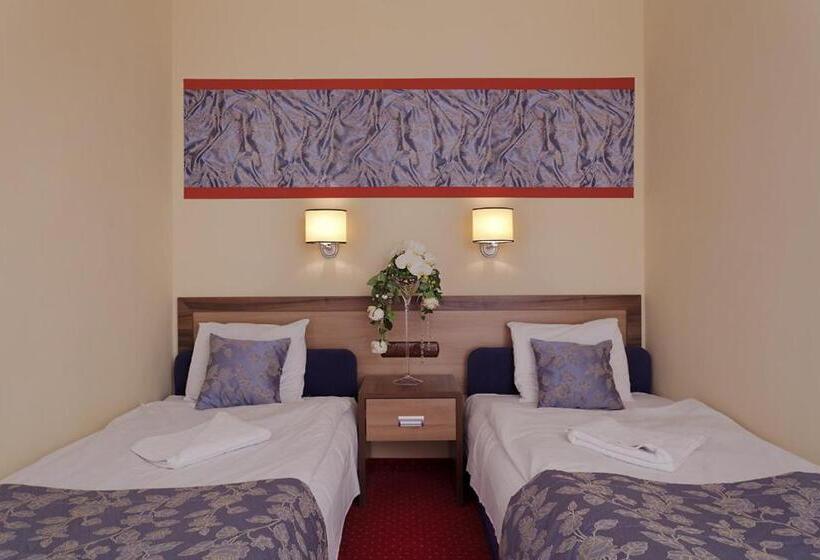 Семейный Номер Классика, Politański