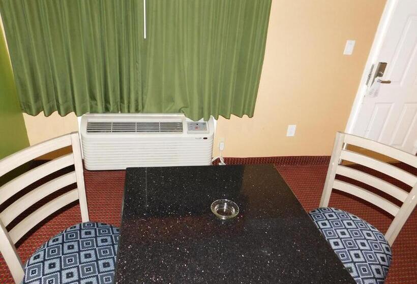 חדר קלאסי לשלושה, Regency Inn & Suites Beaumont