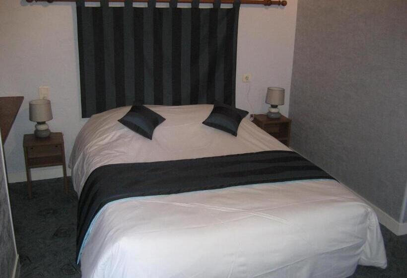 חדר סטנדרט, Logis Hotel Restaurant Le Cheval Blanc