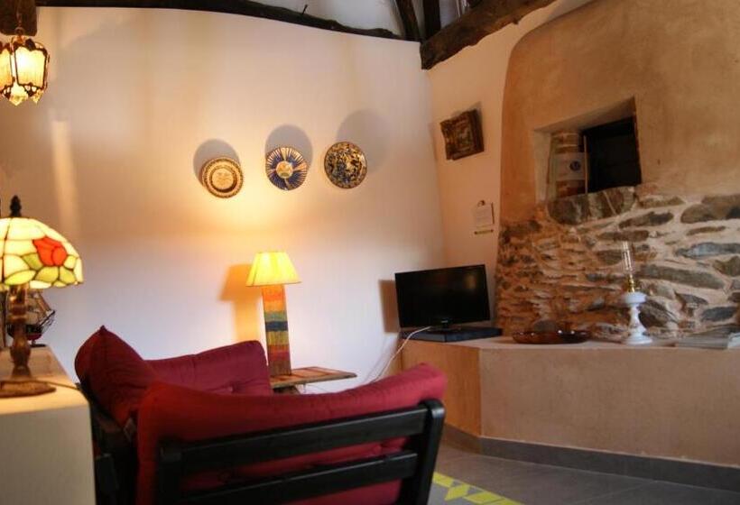 패밀리 룸, Rural Las Campares