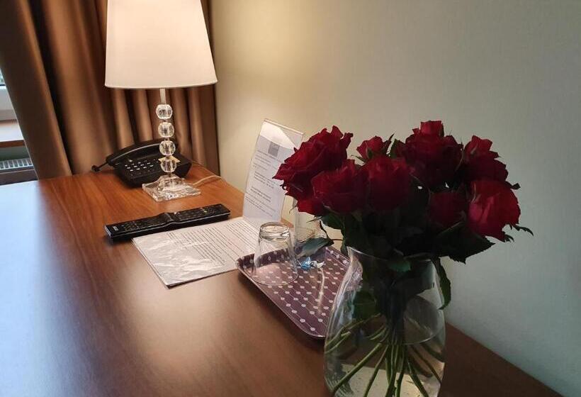 Номер Стандарт, Siesta