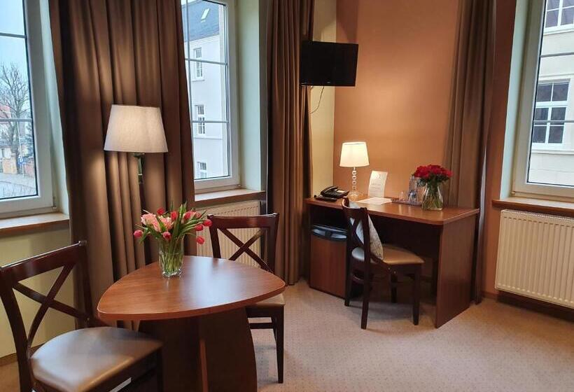 Номер Стандарт, Siesta