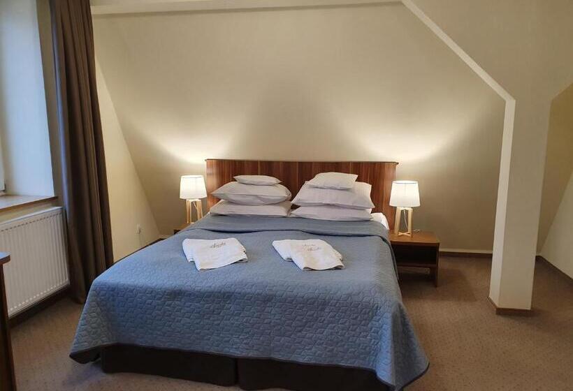 Апартаменты 1 Спальня, Siesta