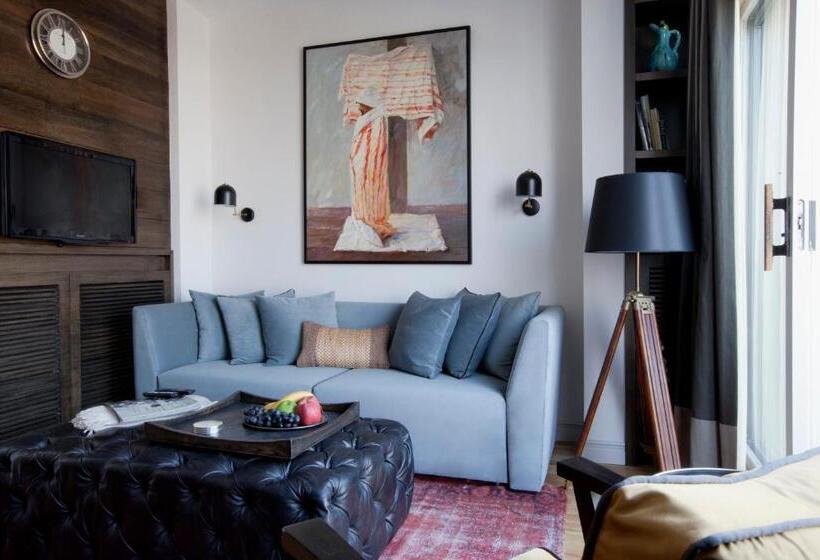 سوییت لوکس, Urban Suites