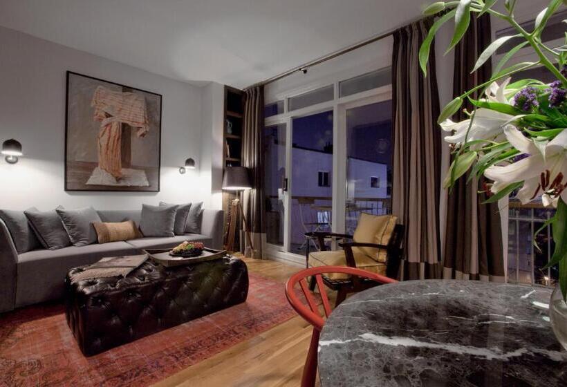 سوییت لوکس, Urban Suites