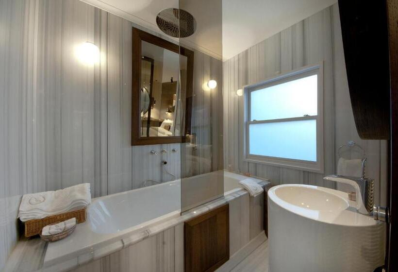 سوئیت رویال, Urban Suites