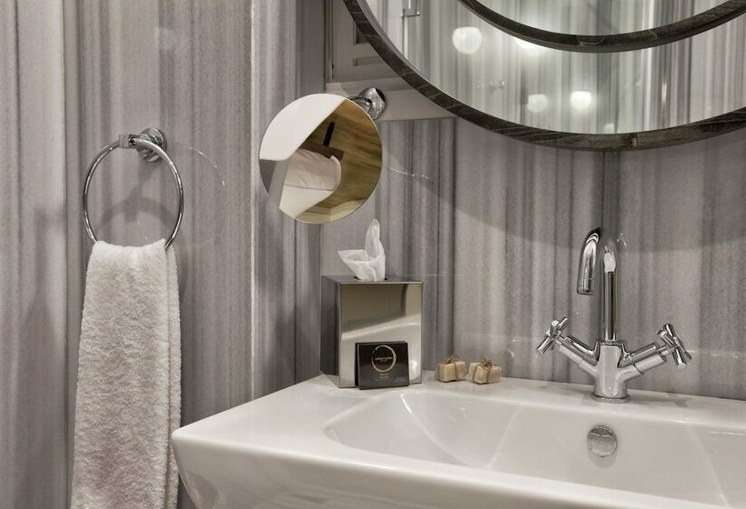 اتاق اکونومی, Urban Suites