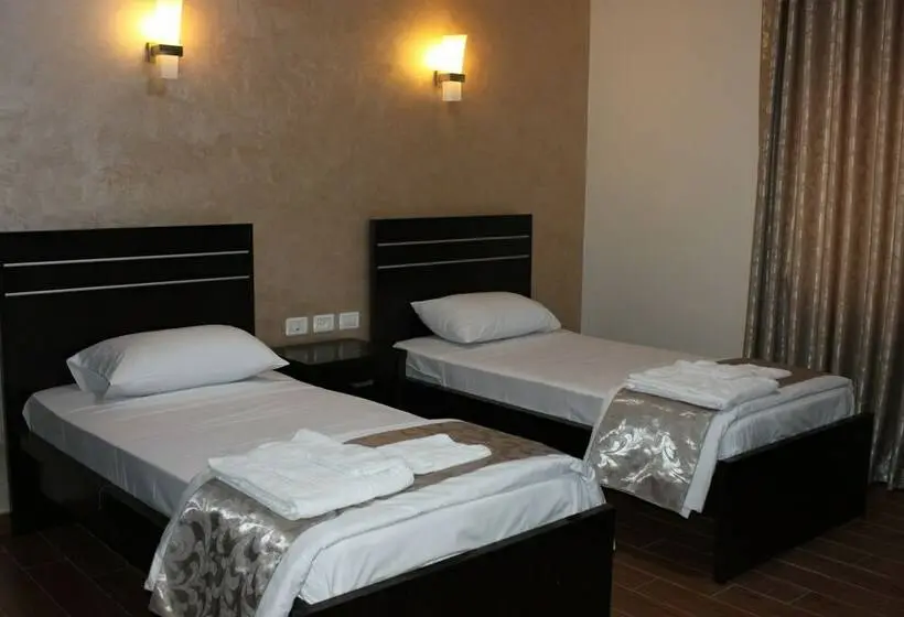 اتاق راحتی, St Andrews Guesthouse Ramallah