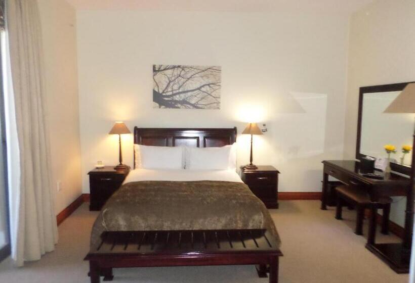 디럭스 룸, The Links Guest House