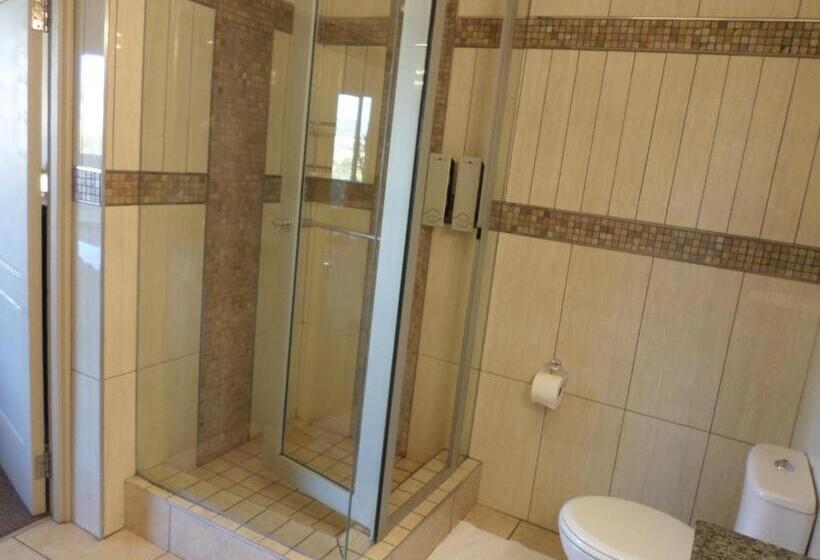 패밀리 룸 가든 전망, The Links Guest House