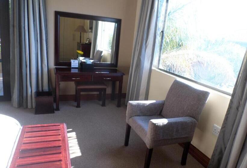 디럭스 룸, The Links Guest House