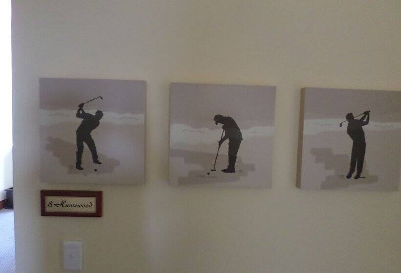 디럭스 룸, The Links Guest House