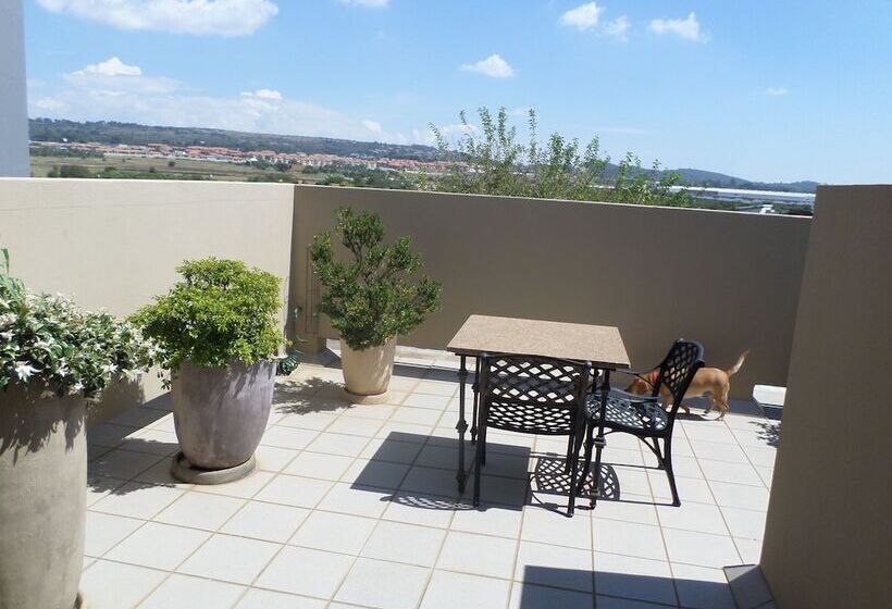 디럭스 룸, The Links Guest House