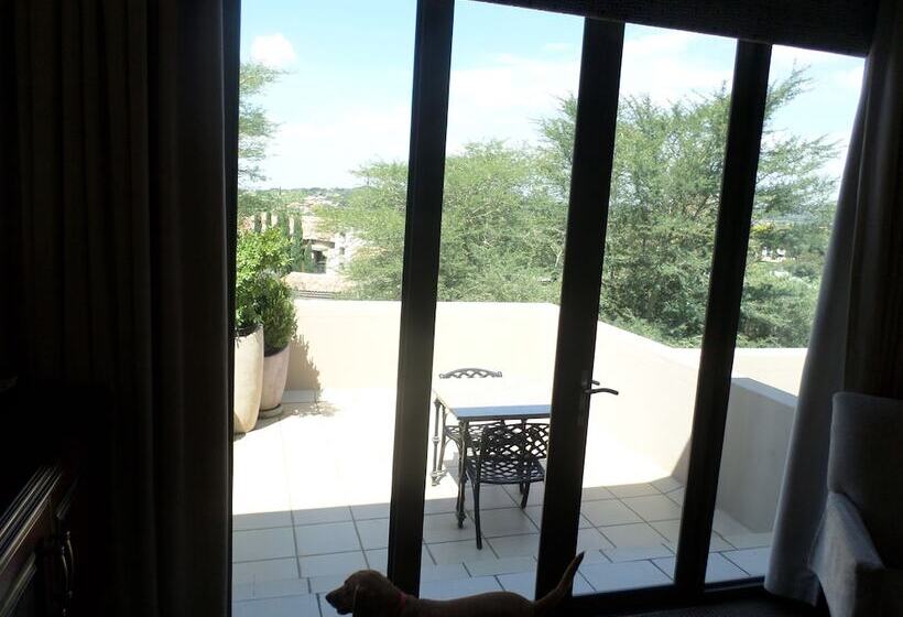 디럭스 룸, The Links Guest House