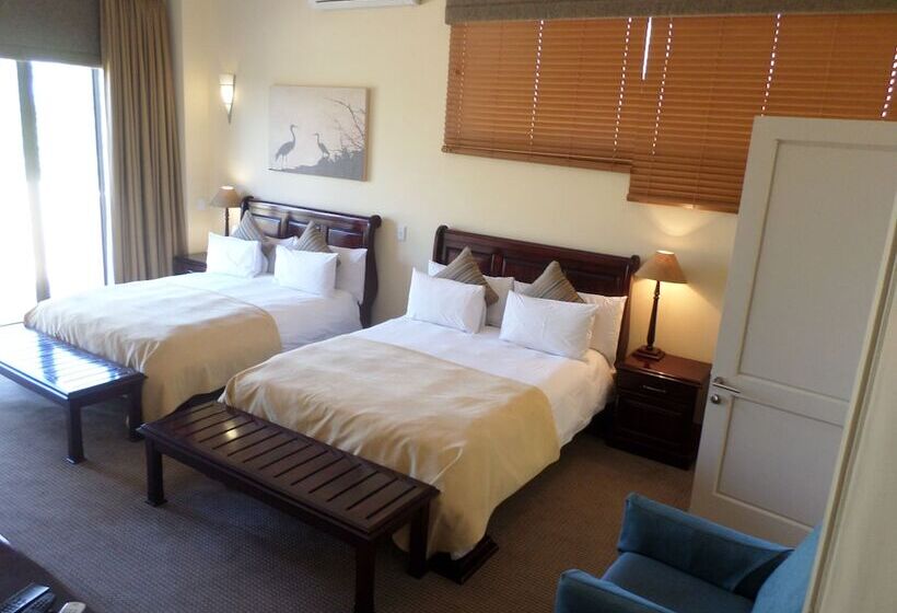 패밀리 룸, The Links Guest House