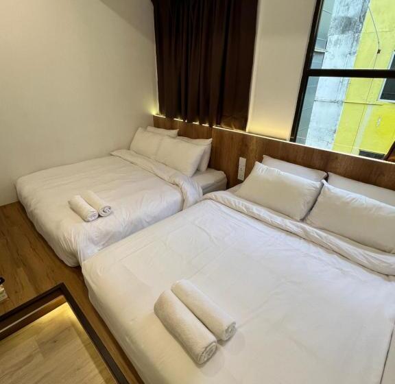 패밀리 룸, Leisure Lodge