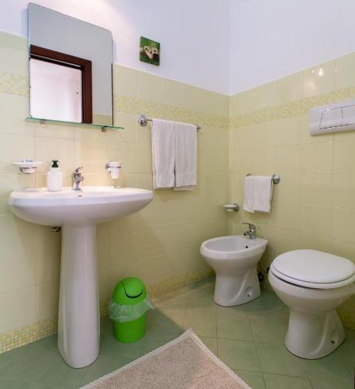 غرفة قياسية مزوَّدة بشُرفة, B&b Pleiadi