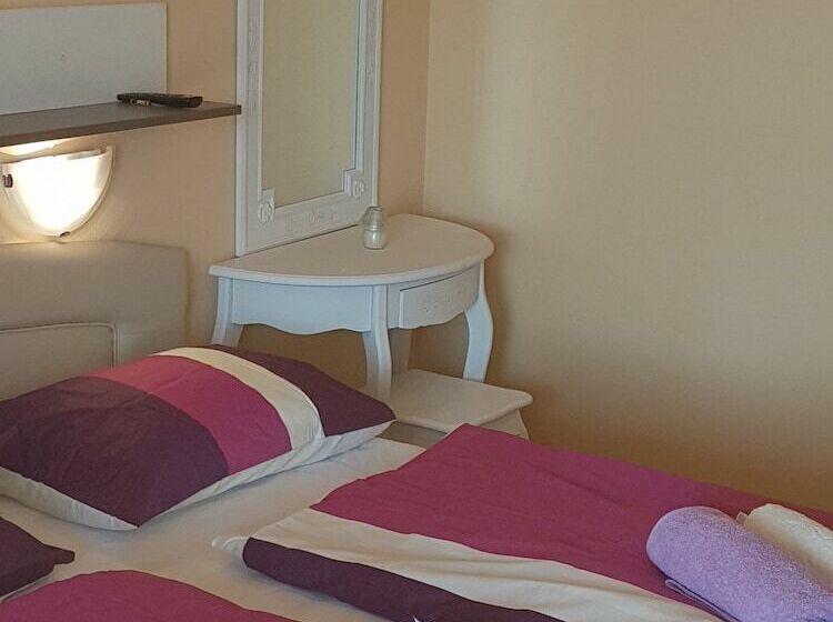 海景标准间带阳台, Guesthouse Mira