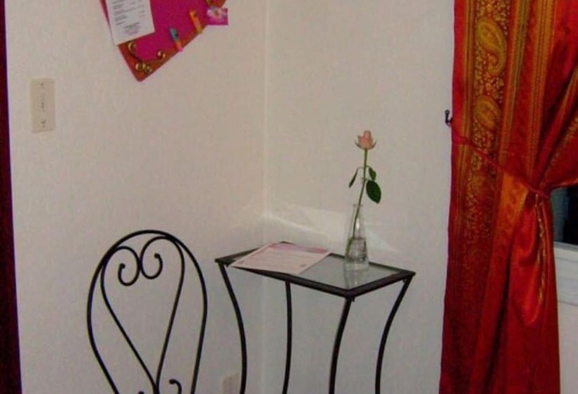 Номер Стандарт, La Demeure De Cupidon