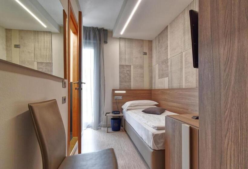 غرفة أساسية فردية, Delle Nazioni   Adults Only