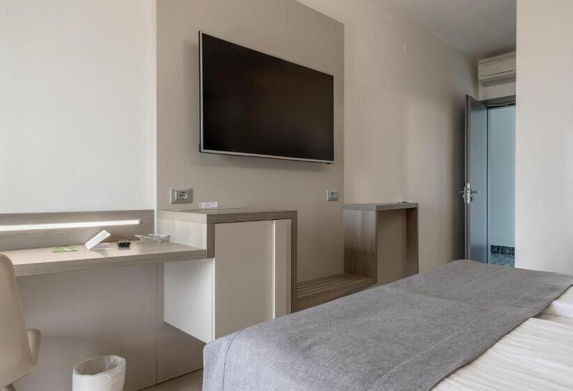 غرفة قياسية مطلّة علي البحر, Delle Nazioni   Adults Only