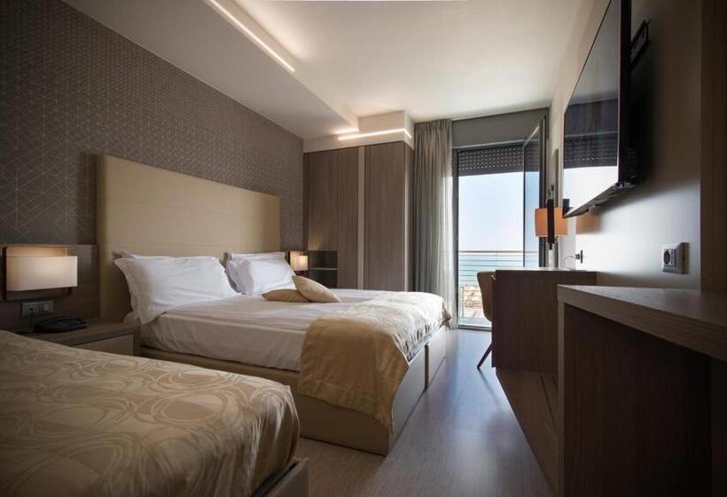 Triple Room Sea View, Delle Nazioni   Adults Only