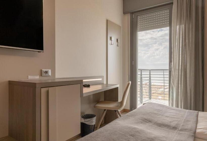 Triple Room Sea View, Delle Nazioni   Adults Only